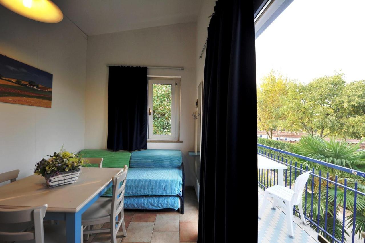 Apartments In Peschiera Del Garda 22097 Exteriör bild
