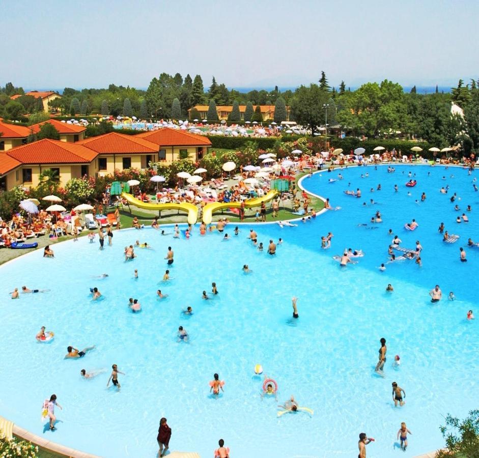 Apartments In Peschiera Del Garda 22097 Exteriör bild